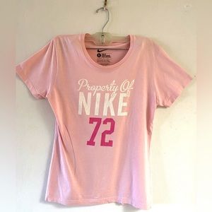 Nike girls pink slim fit t-shirt size L (12-14)